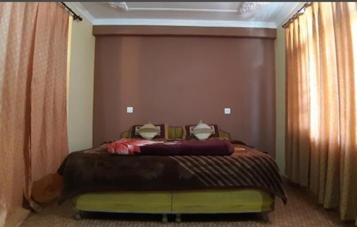 Ruby Hill View Hotel แมคลอยด์กันจ์ ภายนอก รูปภาพ