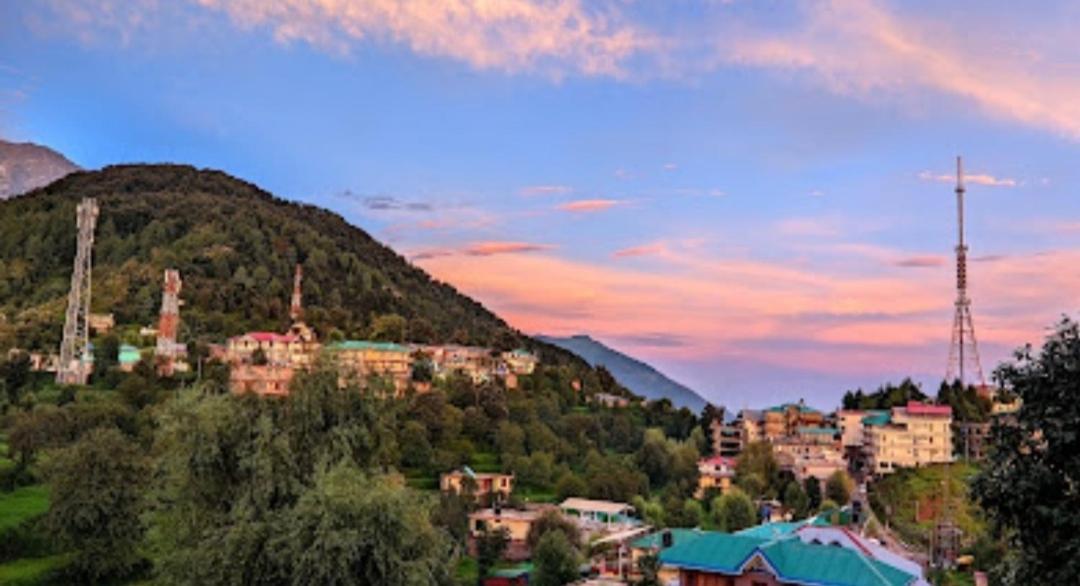 Ruby Hill View Hotel แมคลอยด์กันจ์ ภายนอก รูปภาพ